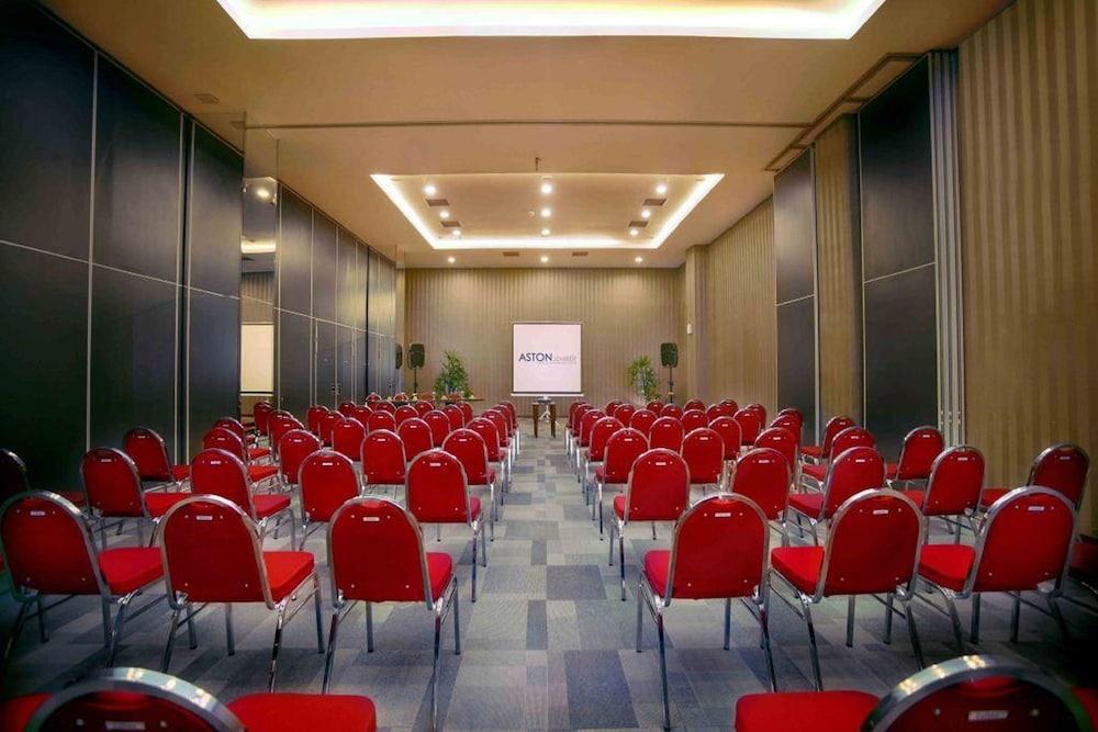 Aston Jember Hotel & Conference Center Exteriér fotografie